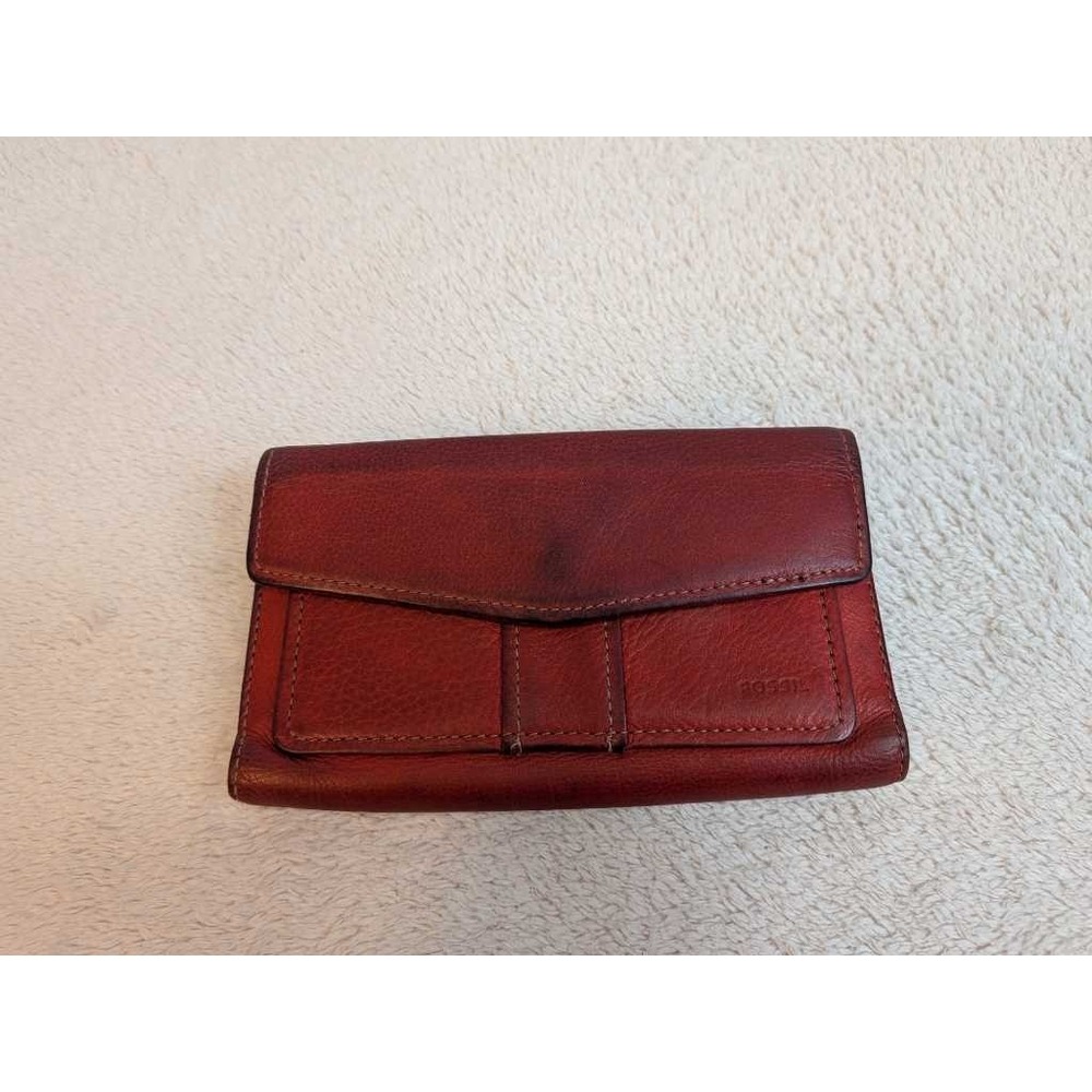 Fossil Red Leather‎ Tri-Fold Wallet RFID Blocking Snap Closure Women's